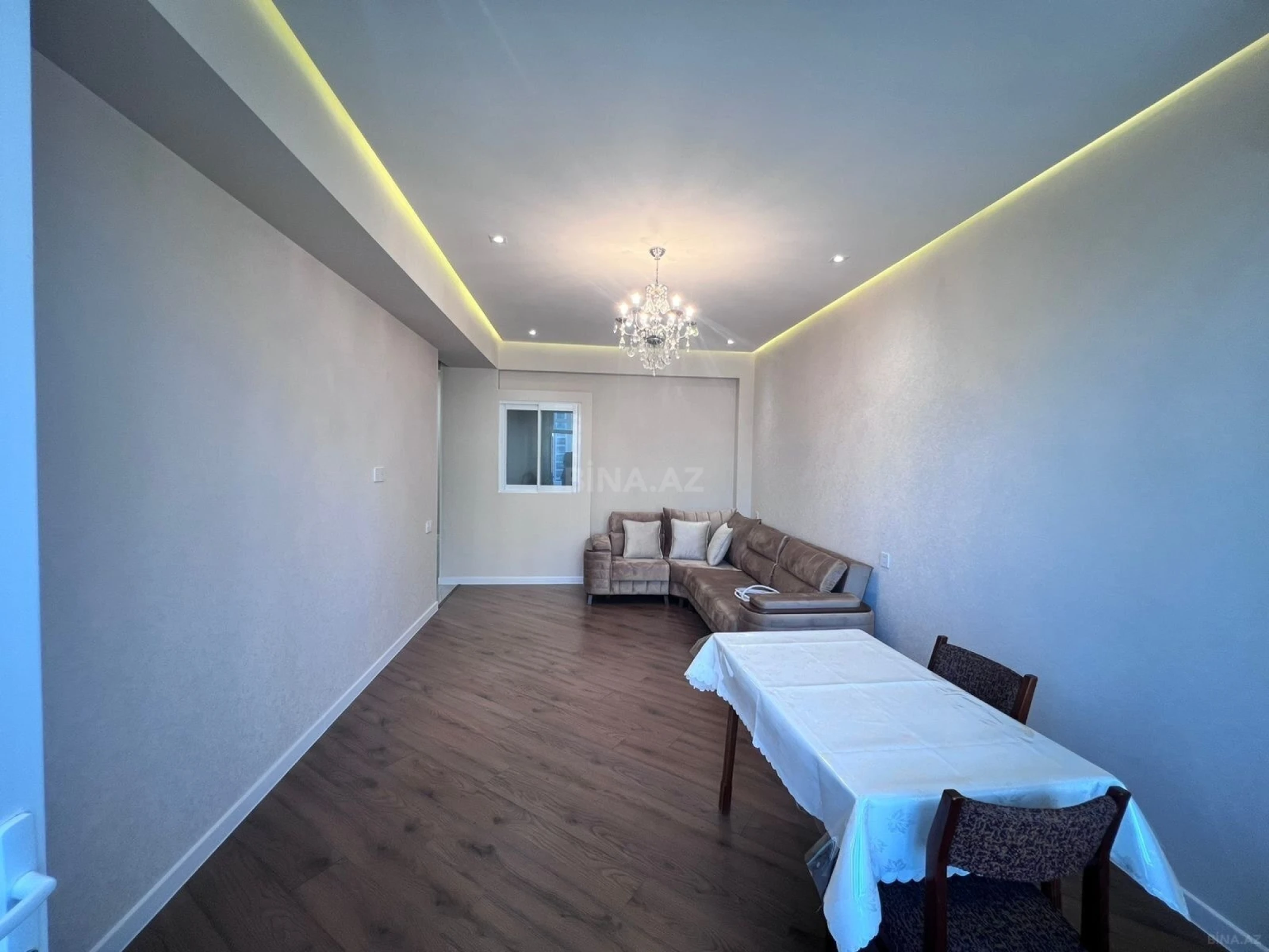Satılır 2 otaqlı mənzil 70 m²