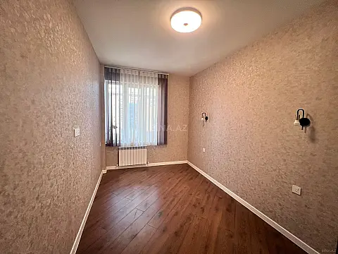 Satılır 2 otaqlı mənzil 70 m²