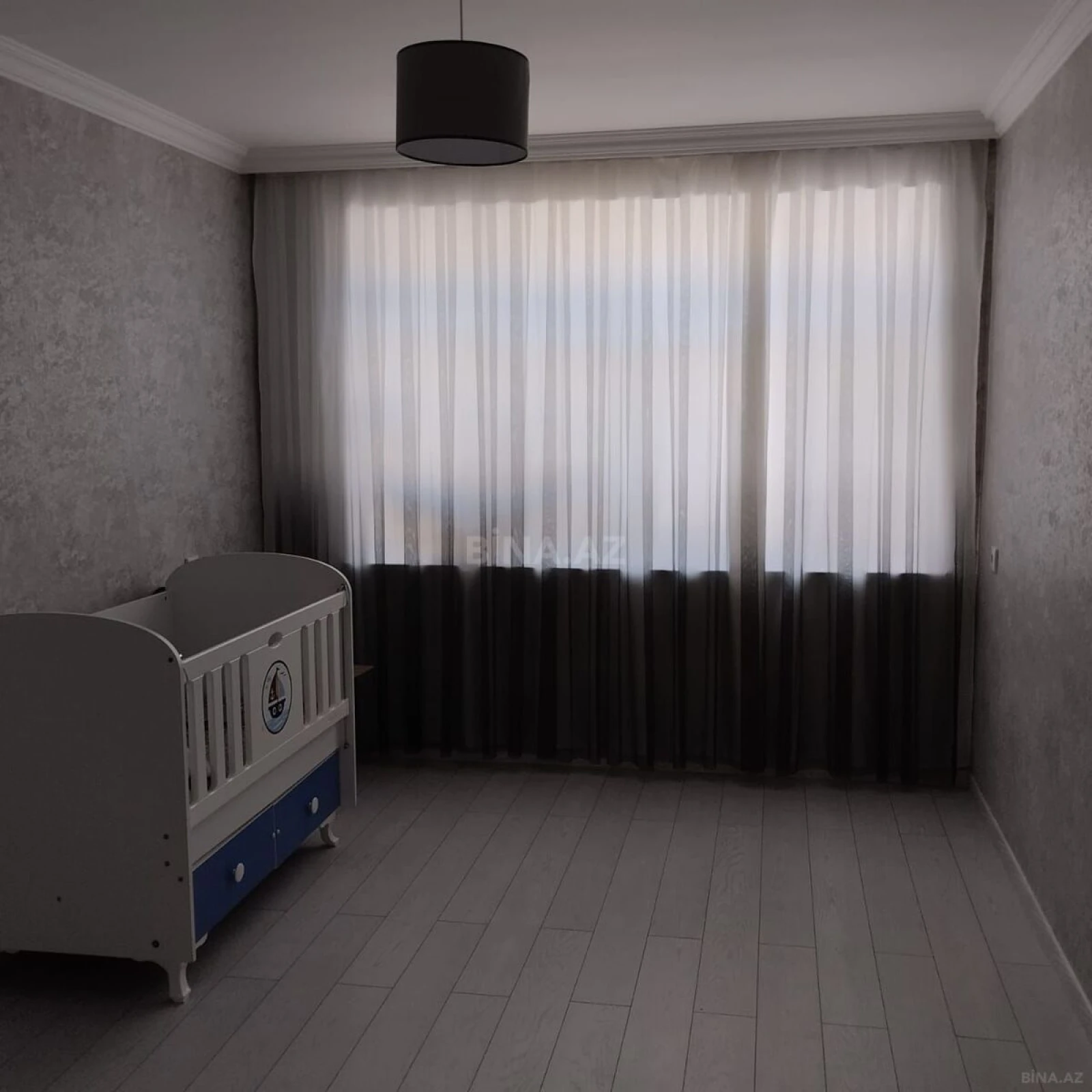 Satılır 4 otaqlı mənzil 85 m²