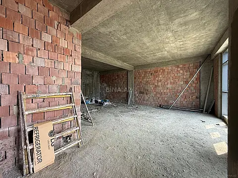 Satılır 2 otaqlı mənzil 84.3 m²