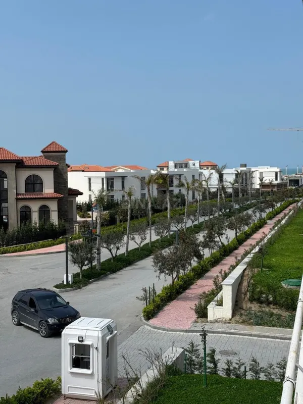 Satılır 2 otaqlı mənzil 84.3 m²