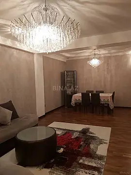 Kirayə verilir 2 otaqlı mənzil 85 m²