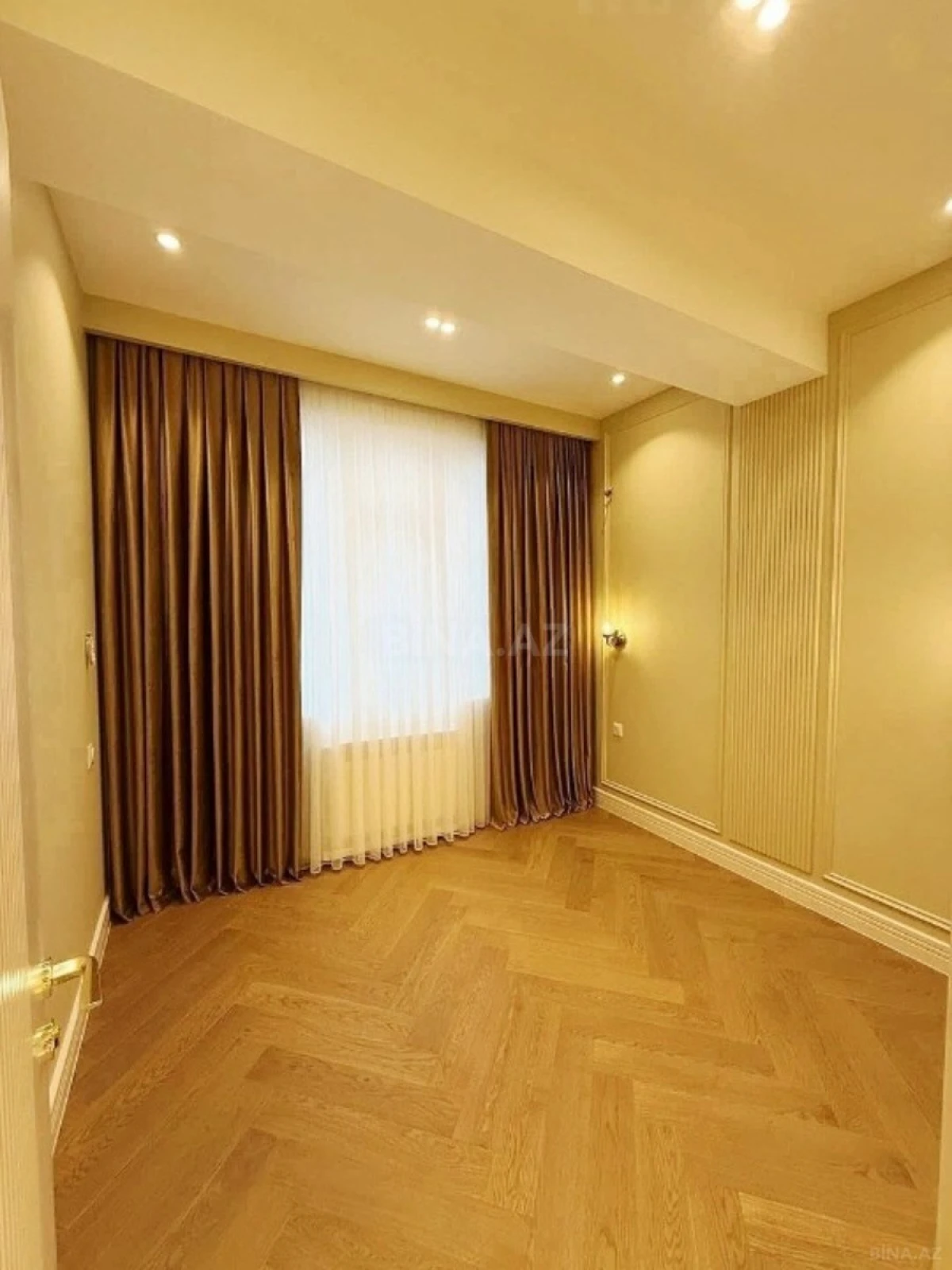 Satılır 3 otaqlı mənzil 85 m²