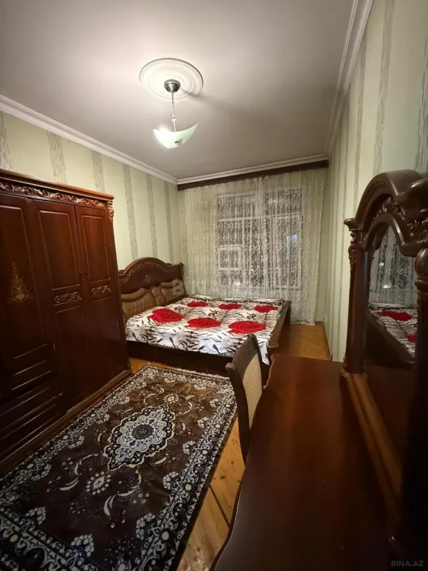 Kirayə verilir 3 otaqlı mənzil 100 m²