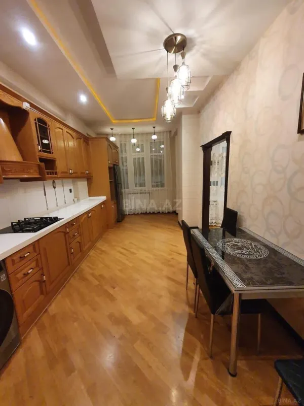 Satılır 2 otaqlı mənzil 74 m²