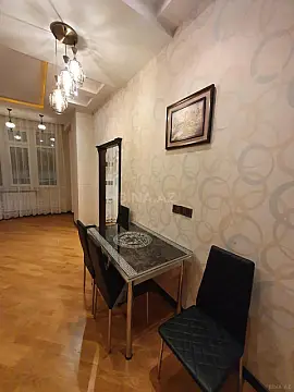 Satılır 2 otaqlı mənzil 74 m²