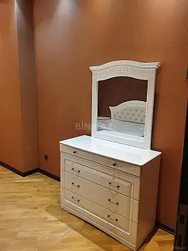 Satılır 2 otaqlı mənzil 74 m²