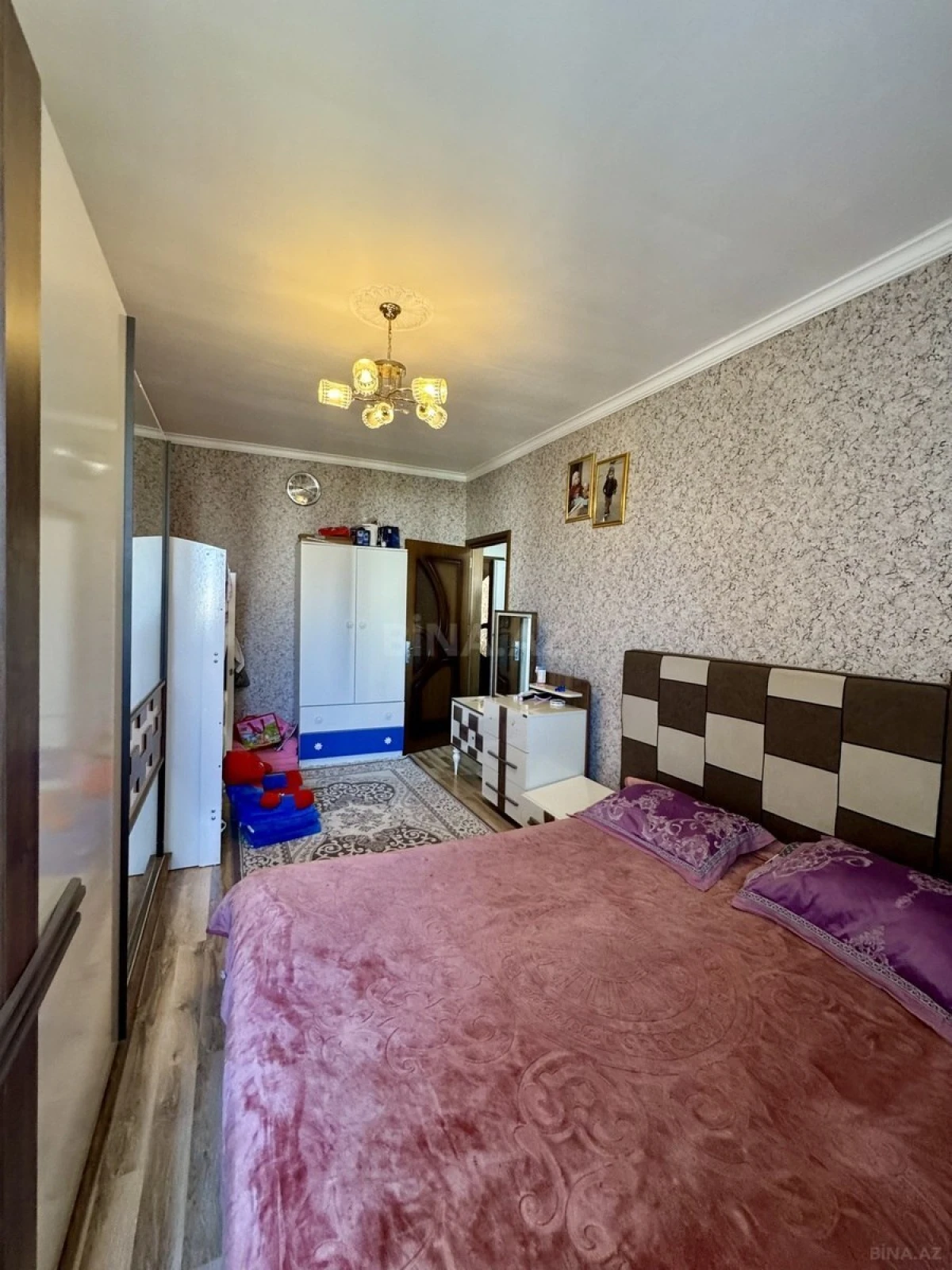 Satılır 2 otaqlı mənzil 65 m²