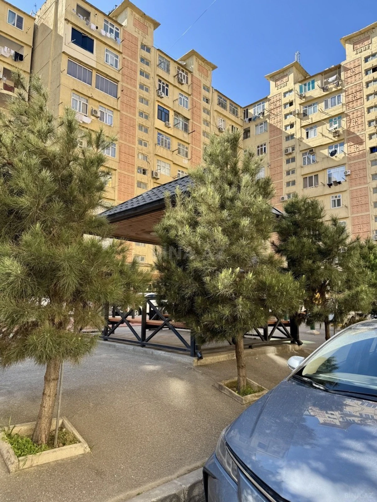 Satılır 2 otaqlı mənzil 65 m²