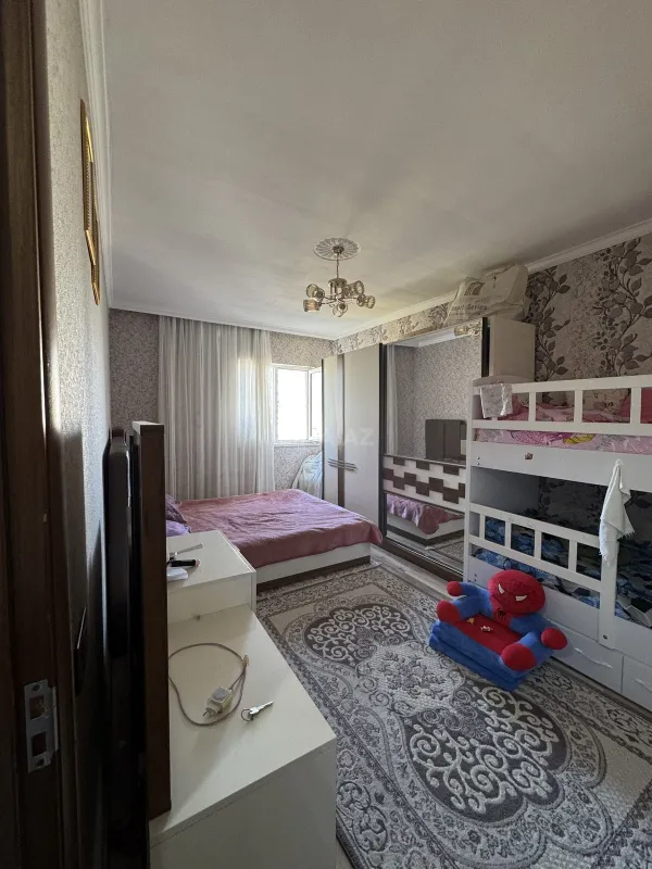 Satılır 2 otaqlı mənzil 65 m²