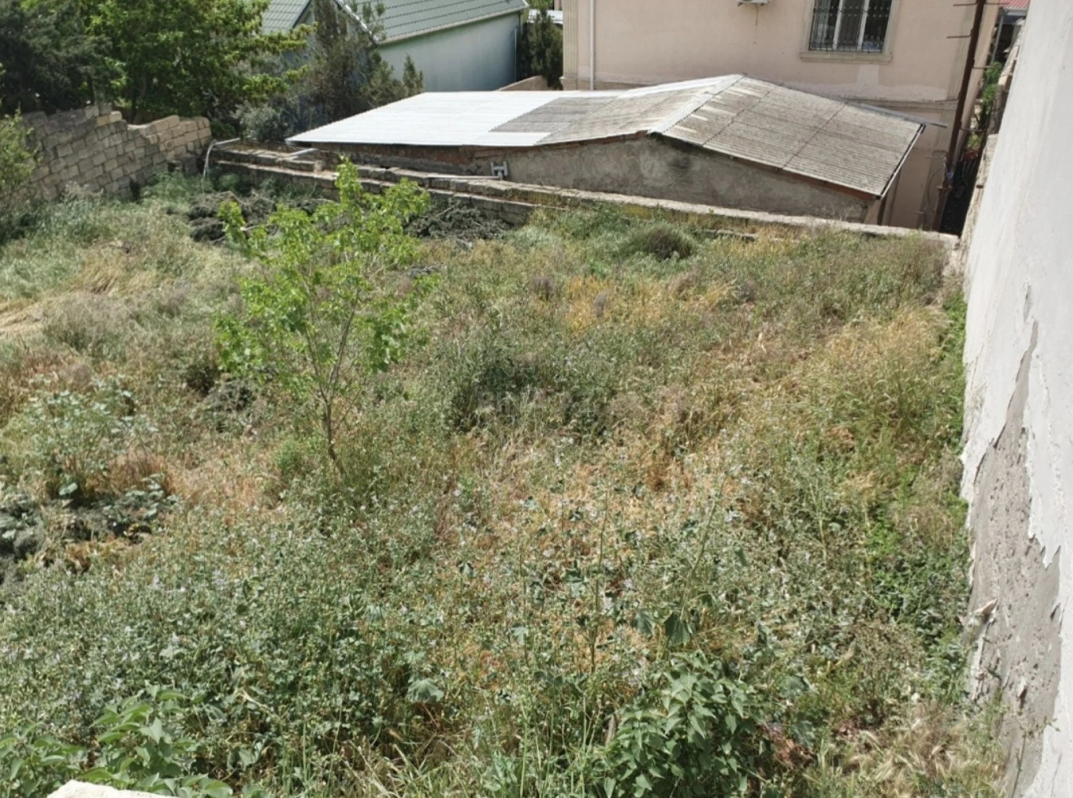 Satılır torpaq sahəsi 2 m²