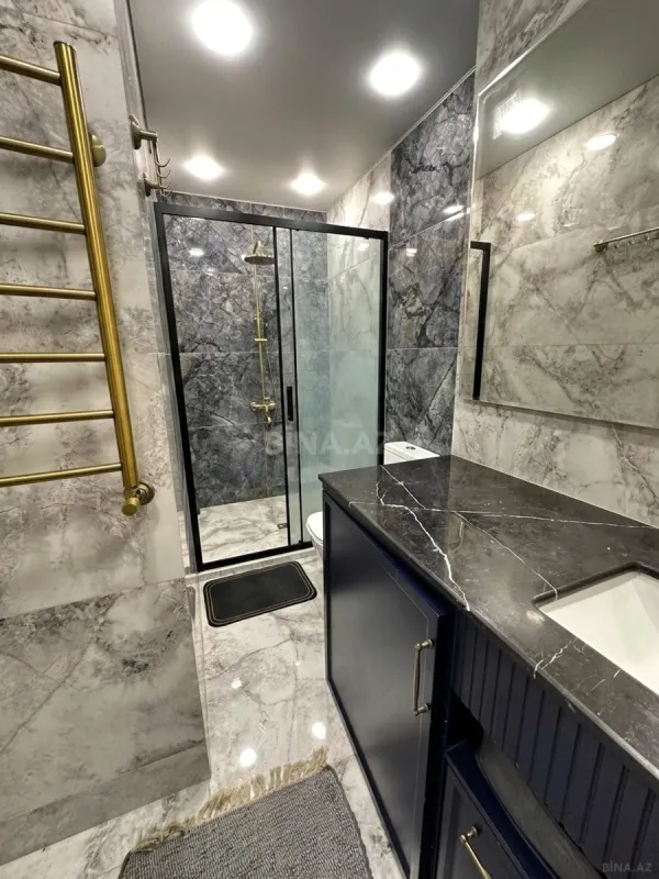 Satılır 3 otaqlı mənzil 112 m²