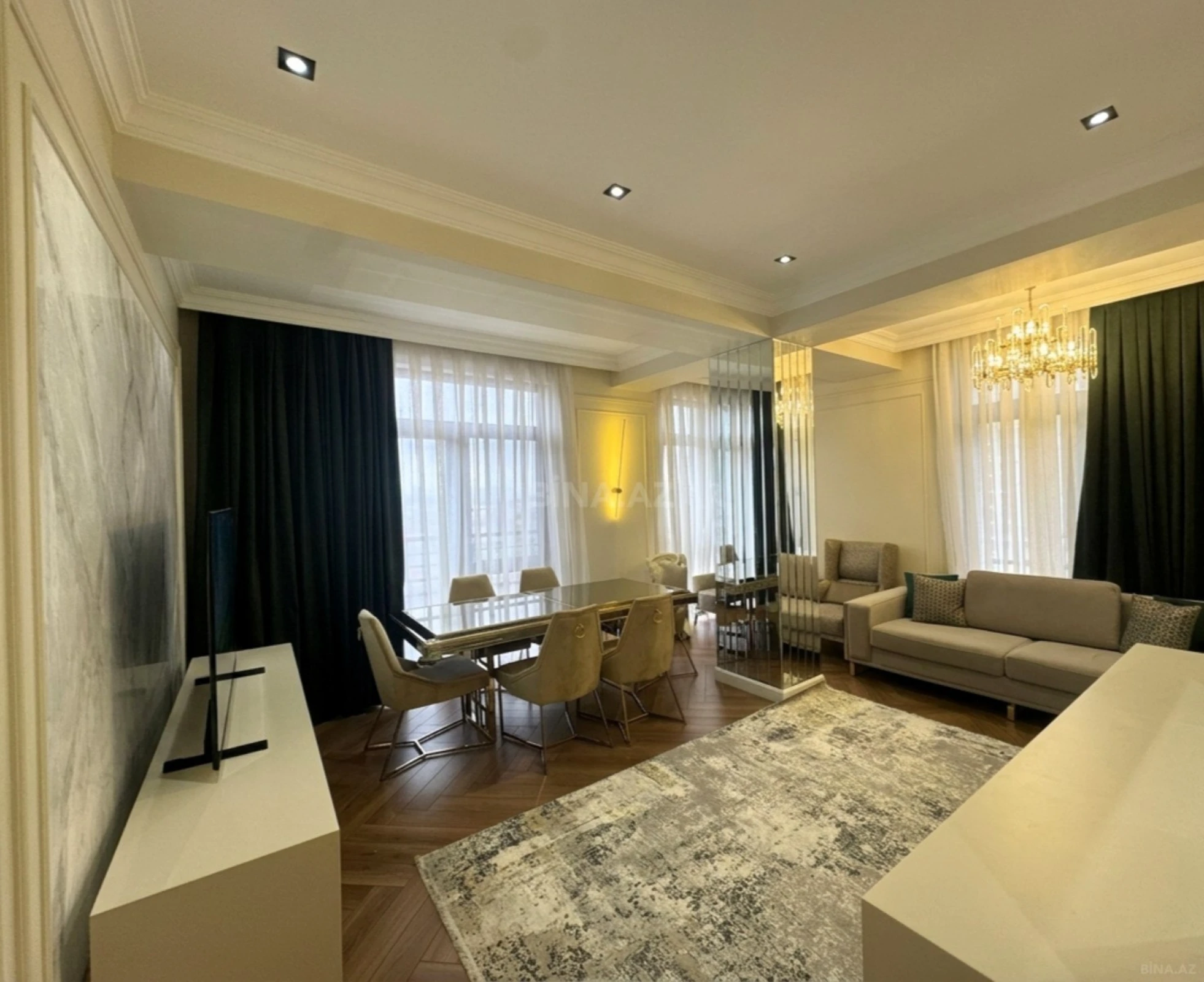 Satılır 3 otaqlı mənzil 112 m²