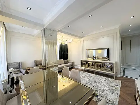 Satılır 3 otaqlı mənzil 112 m²