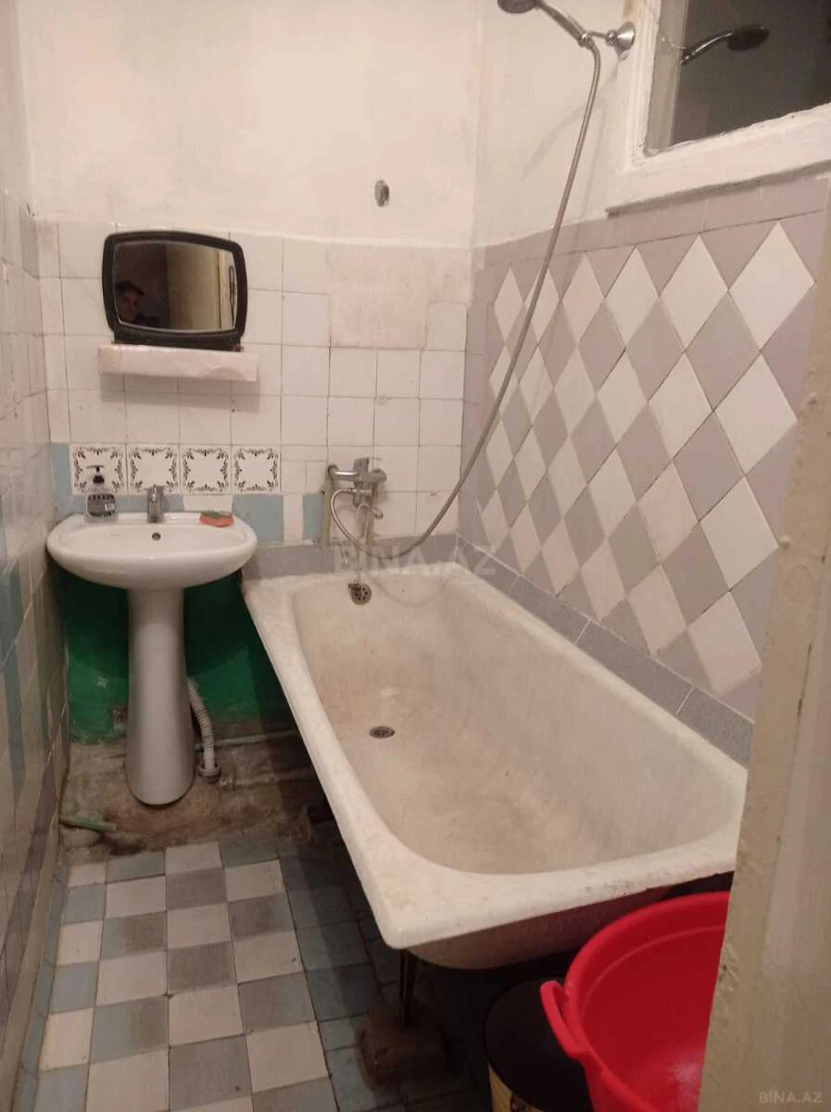 Kirayə verilir 2 otaqlı mənzil 55 m²