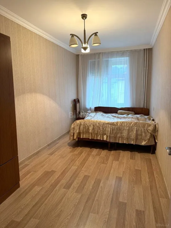 Satılır 3 otaqlı mənzil 55 m²