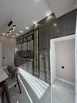 Satılır 3 otaqlı mənzil 115 m²