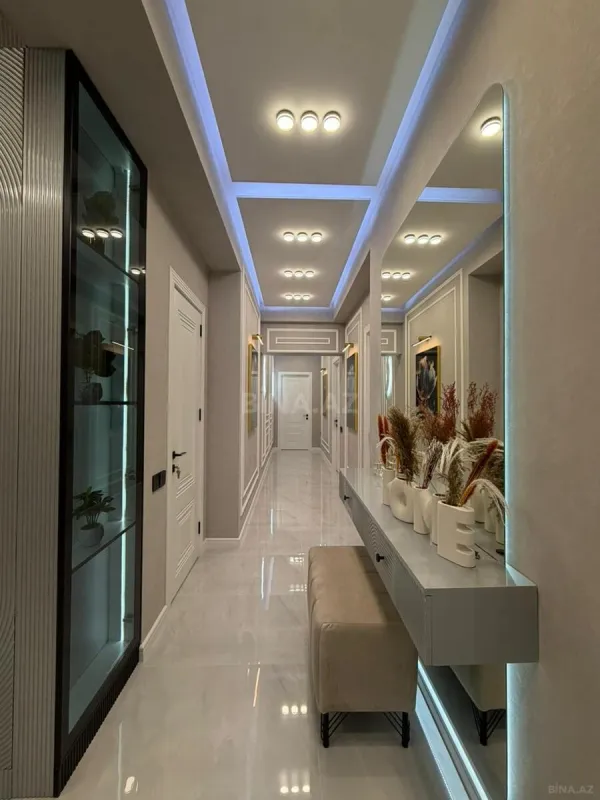 Satılır 3 otaqlı mənzil 115 m²