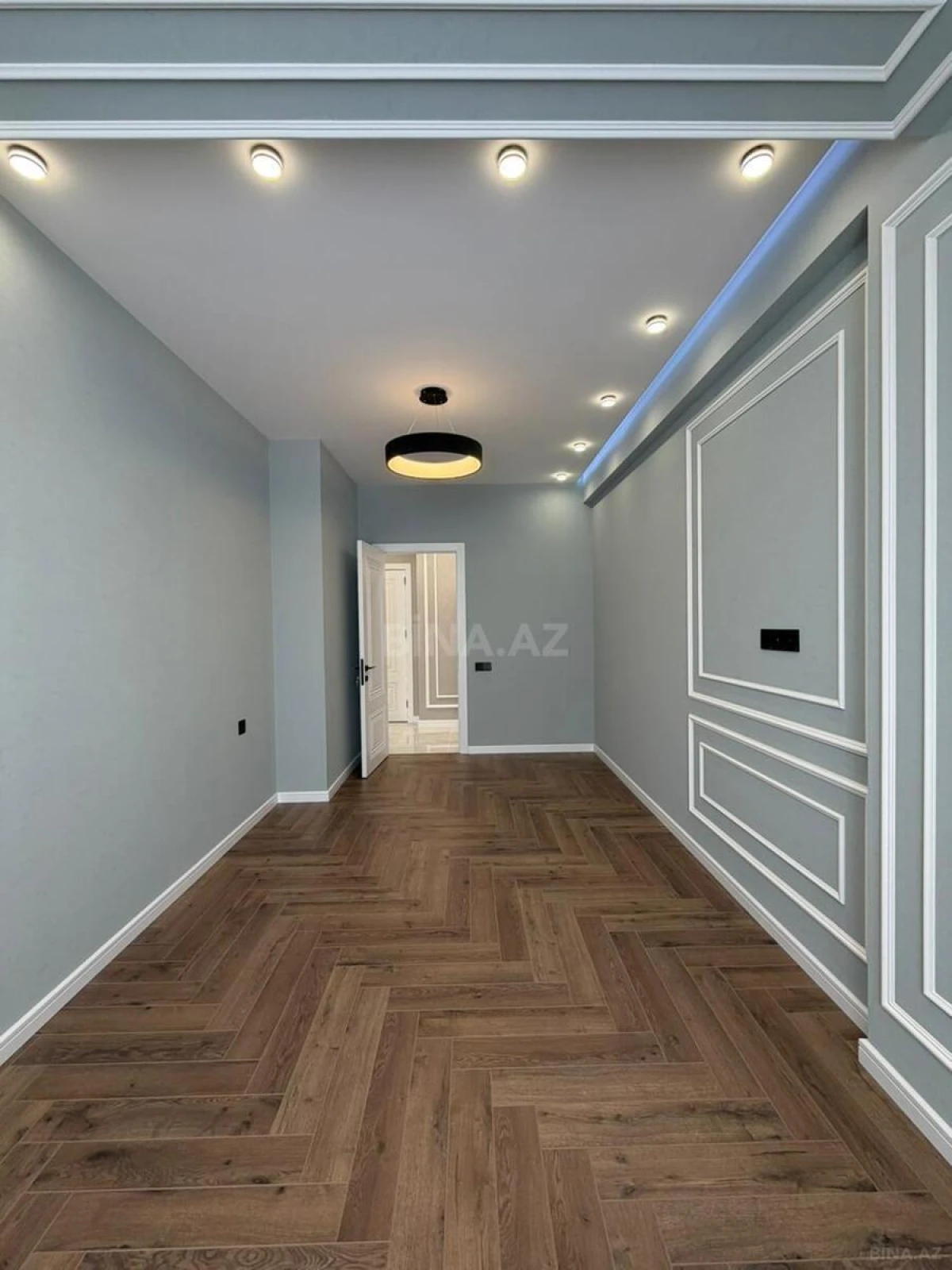 Satılır 3 otaqlı mənzil 115 m²