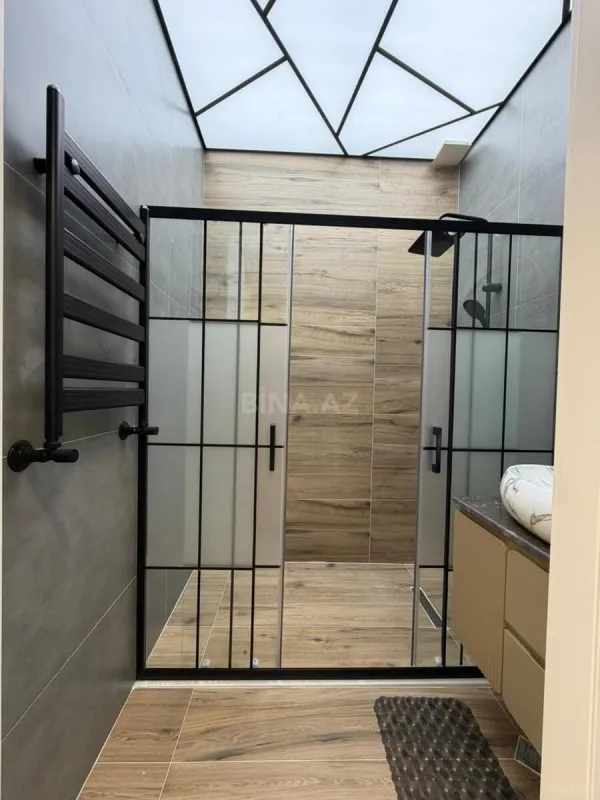 Satılır 3 otaqlı mənzil 115 m²