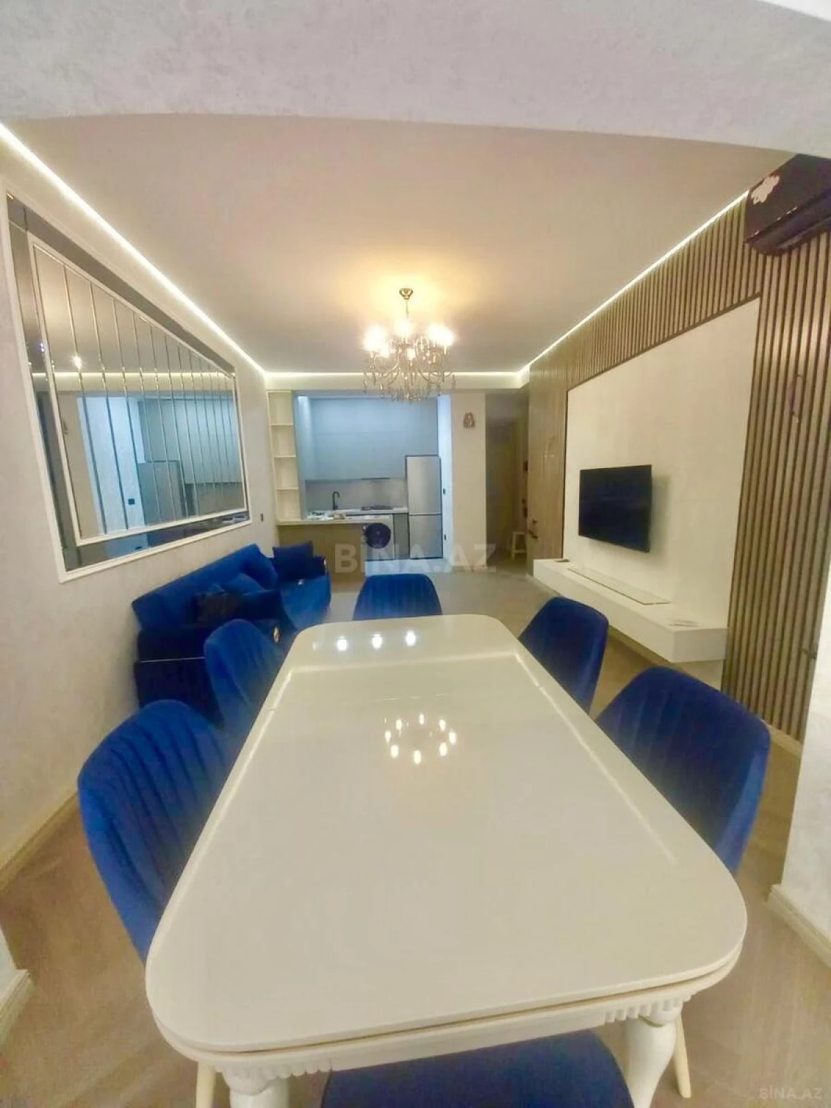 Kirayə verilir 2 otaqlı mənzil 65 m²