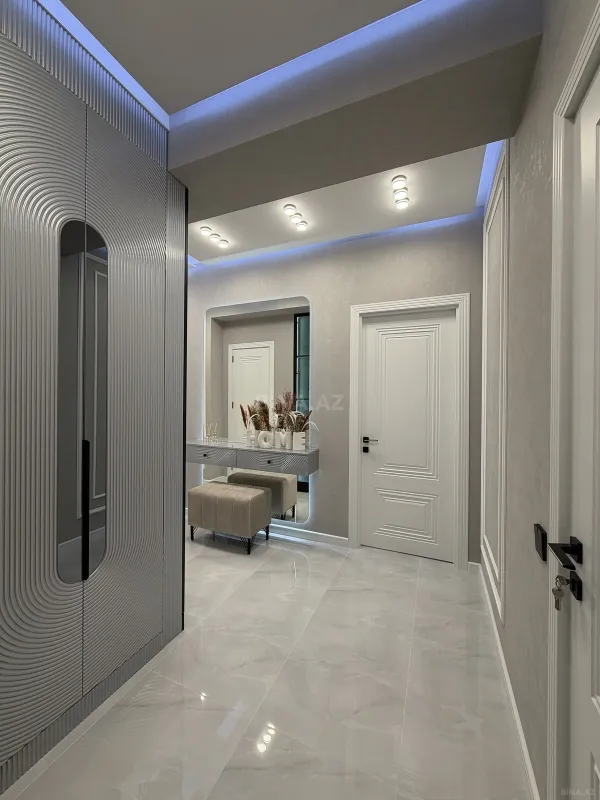 Satılır 3 otaqlı mənzil 105 m²