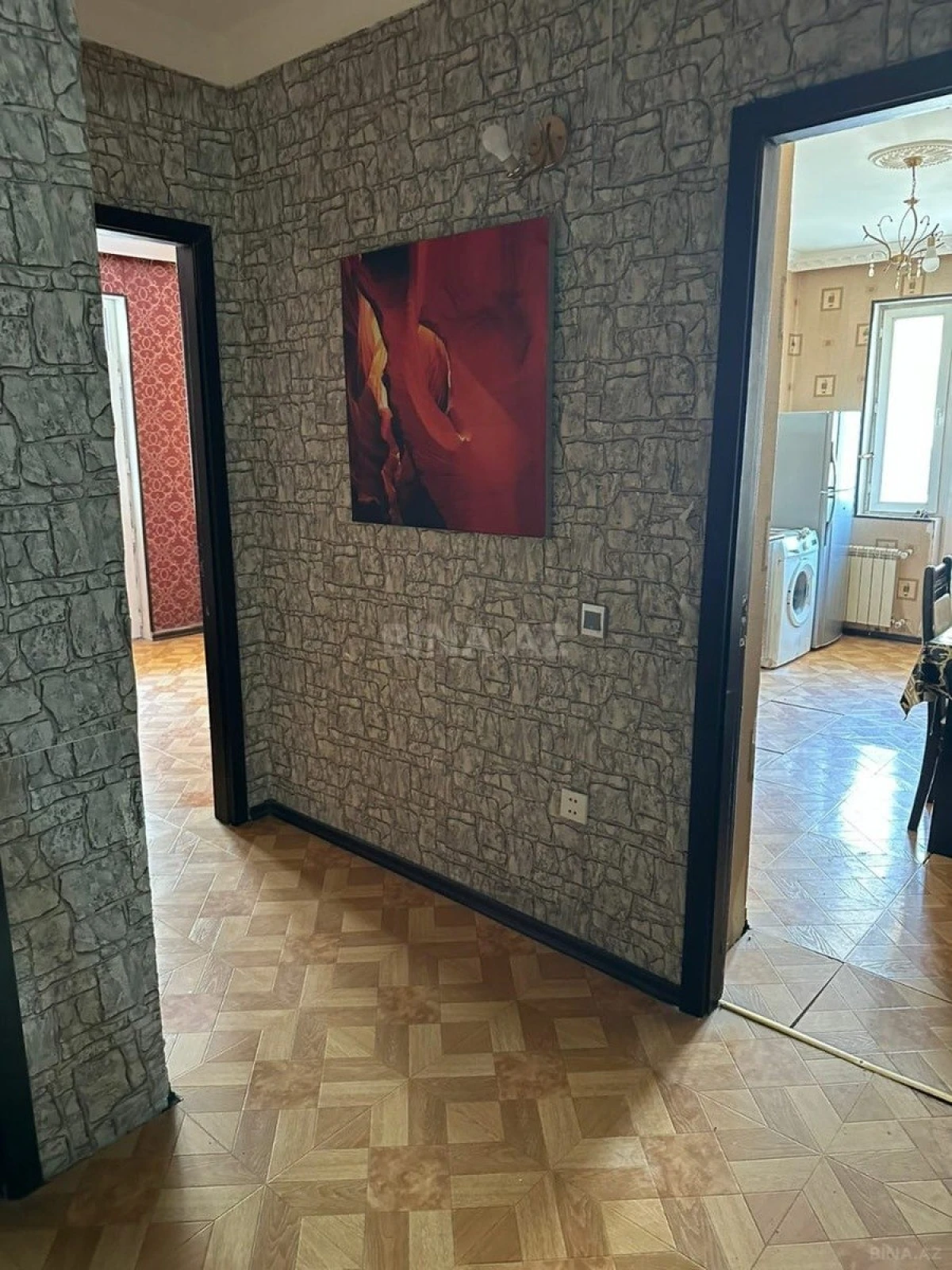 Kirayə verilir 2 otaqlı mənzil 100 m²