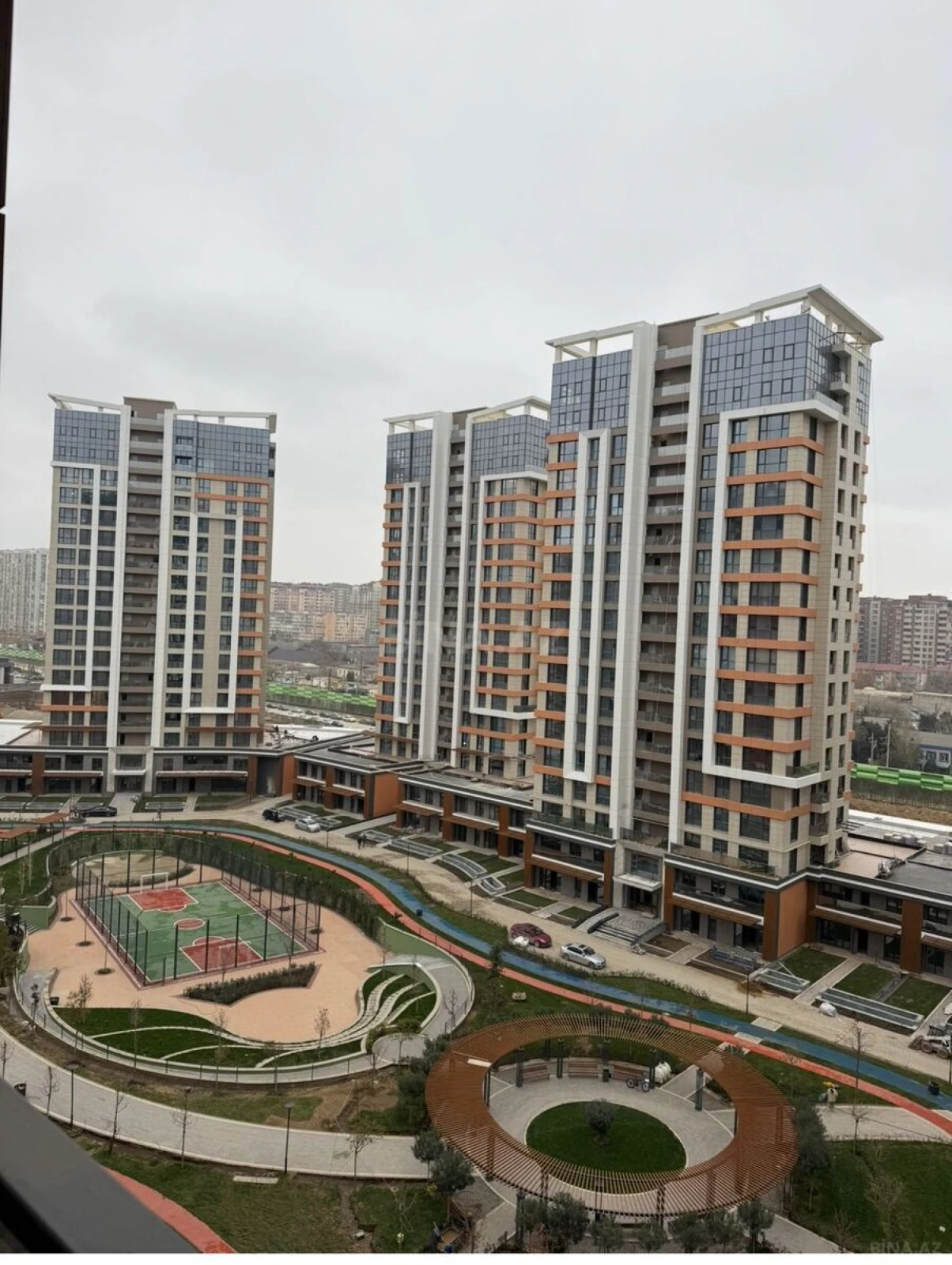 Satılır 3 otaqlı mənzil 70 m²
