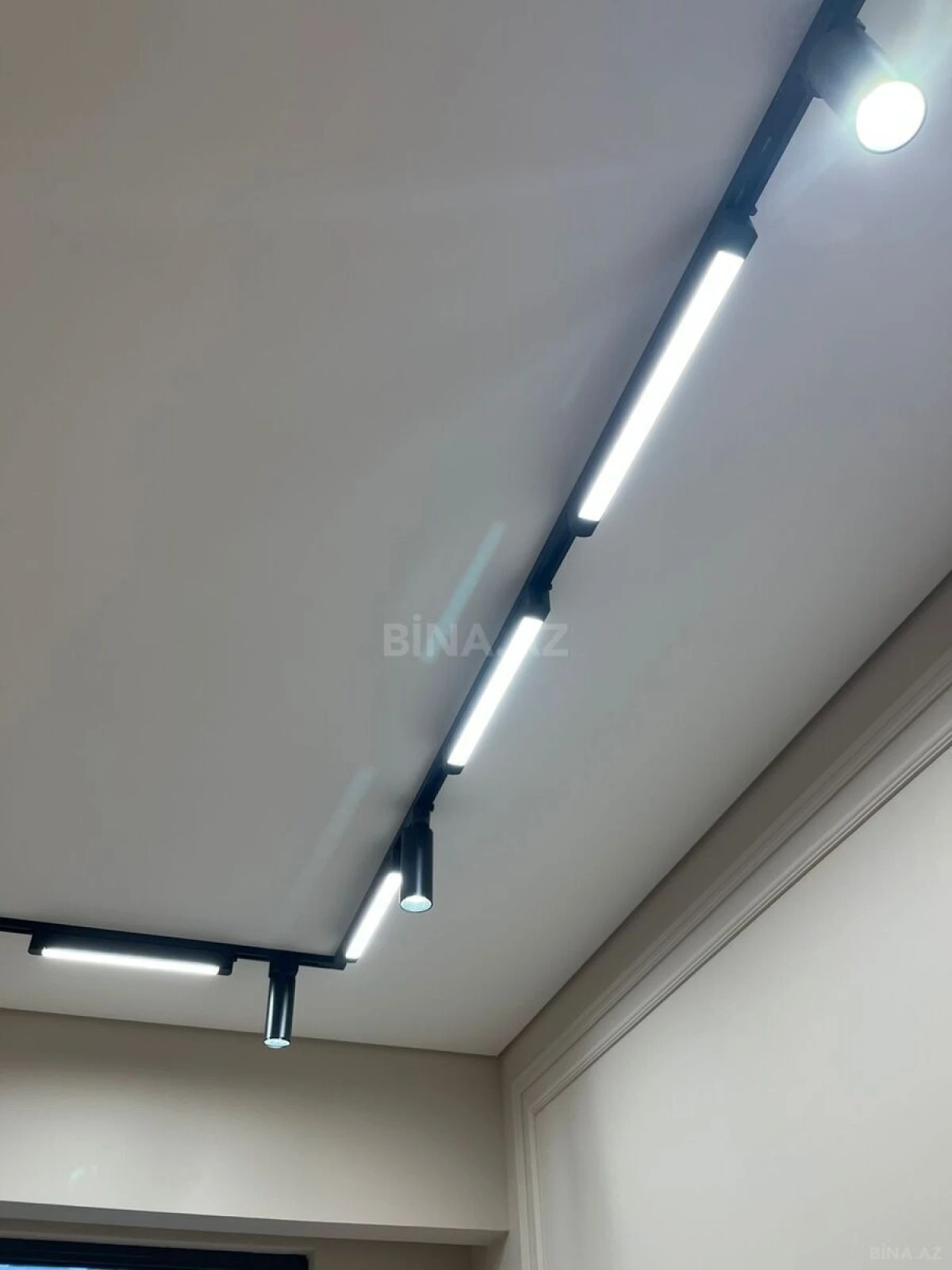 Satılır 3 otaqlı mənzil 70 m²