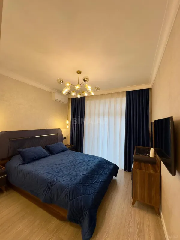 Kirayə verilir 2 otaqlı mənzil 75 m²