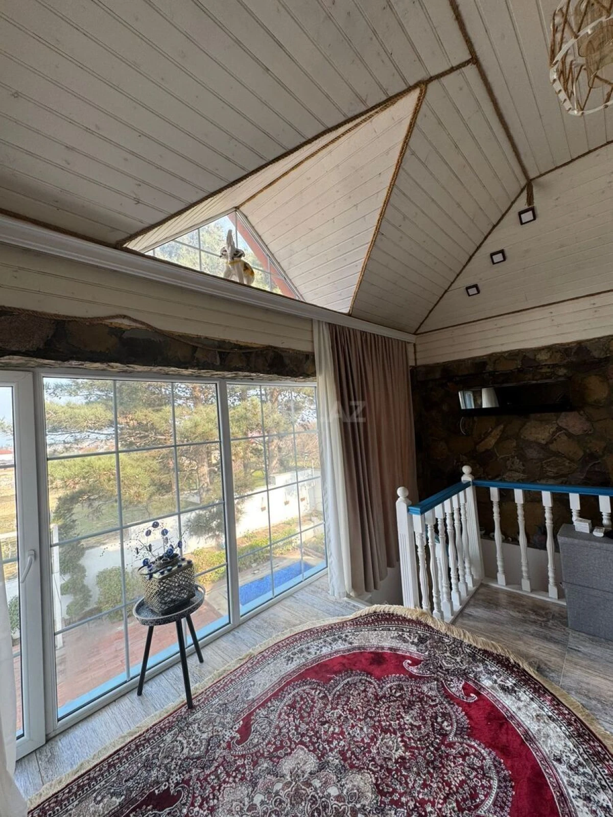 Satılır 5 otaqlı həyət evi 160 m²