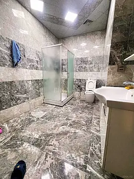 Satılır 2 otaqlı mənzil 98 m²