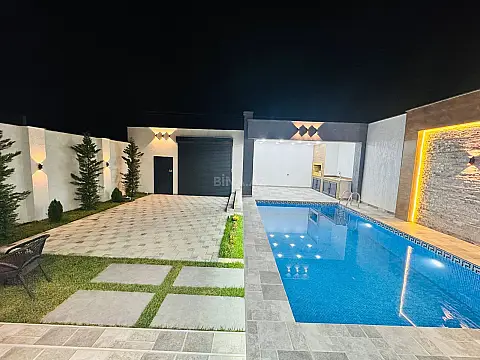 Satılır 4 otaqlı həyət evi 150 m²