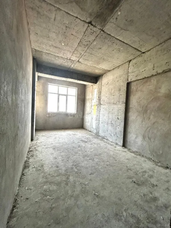 Satılır 2 otaqlı mənzil 94 m²