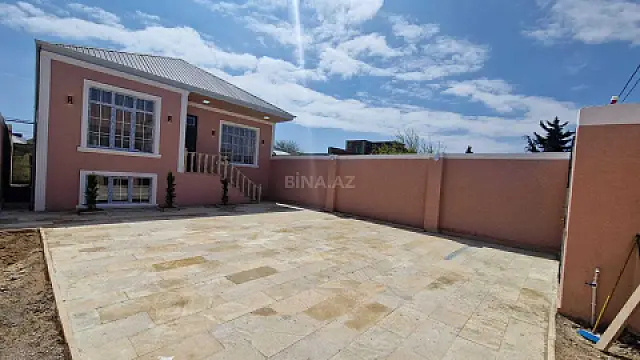 Satılır 4 otaqlı həyət evi 110 m²