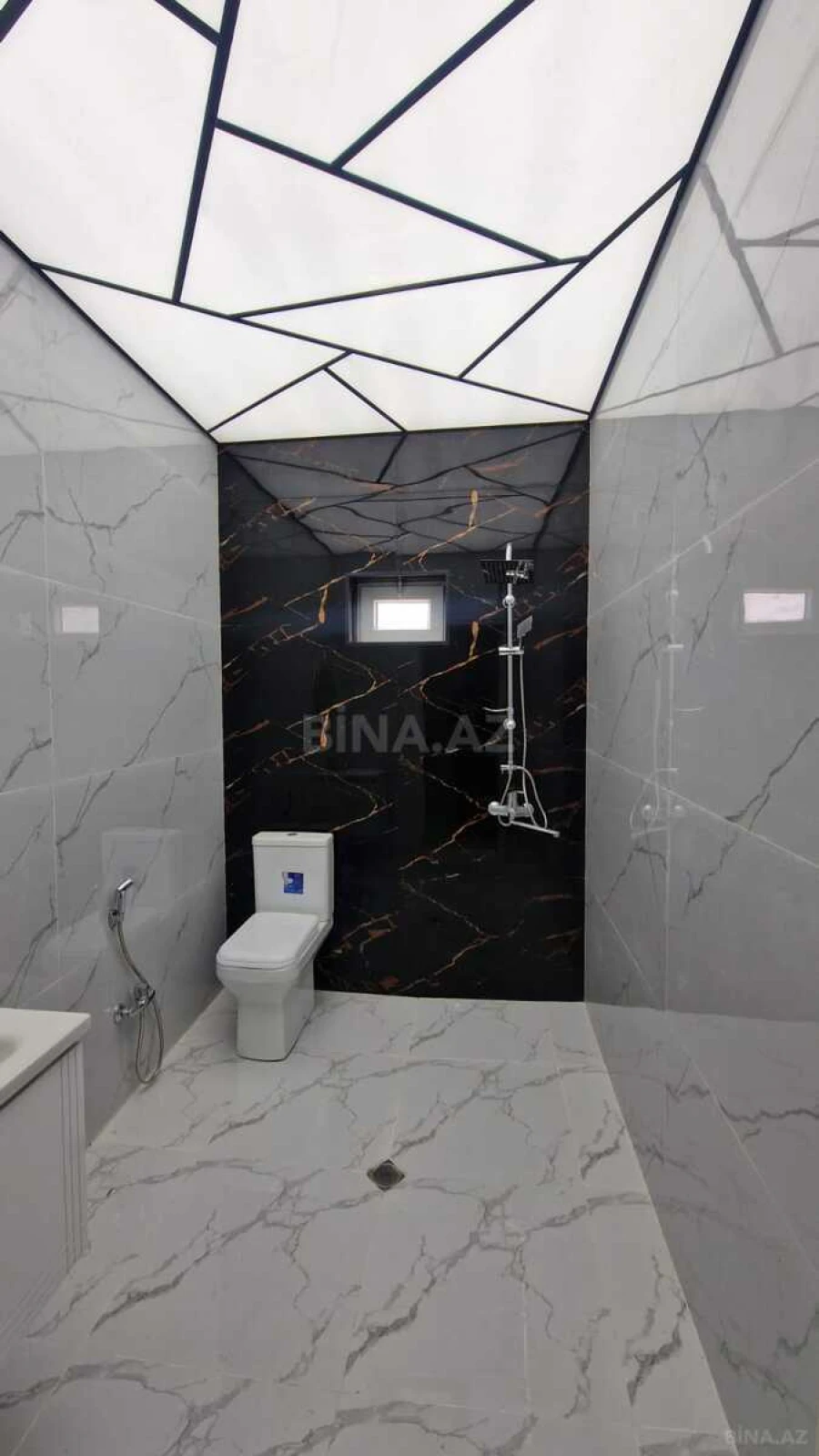 Satılır 4 otaqlı həyət evi 110 m²