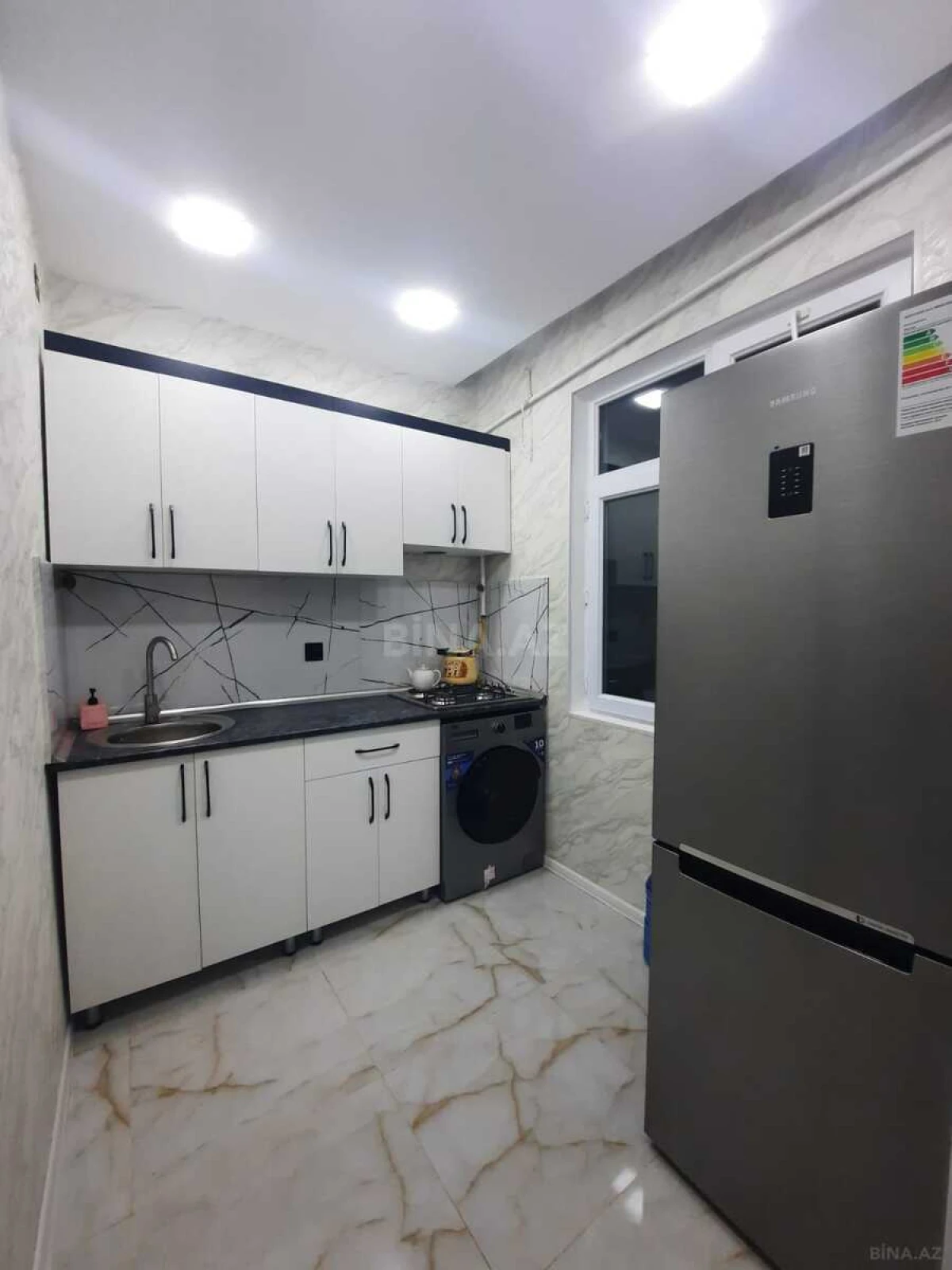 Satılır 2 otaqlı mənzil 55 m²
