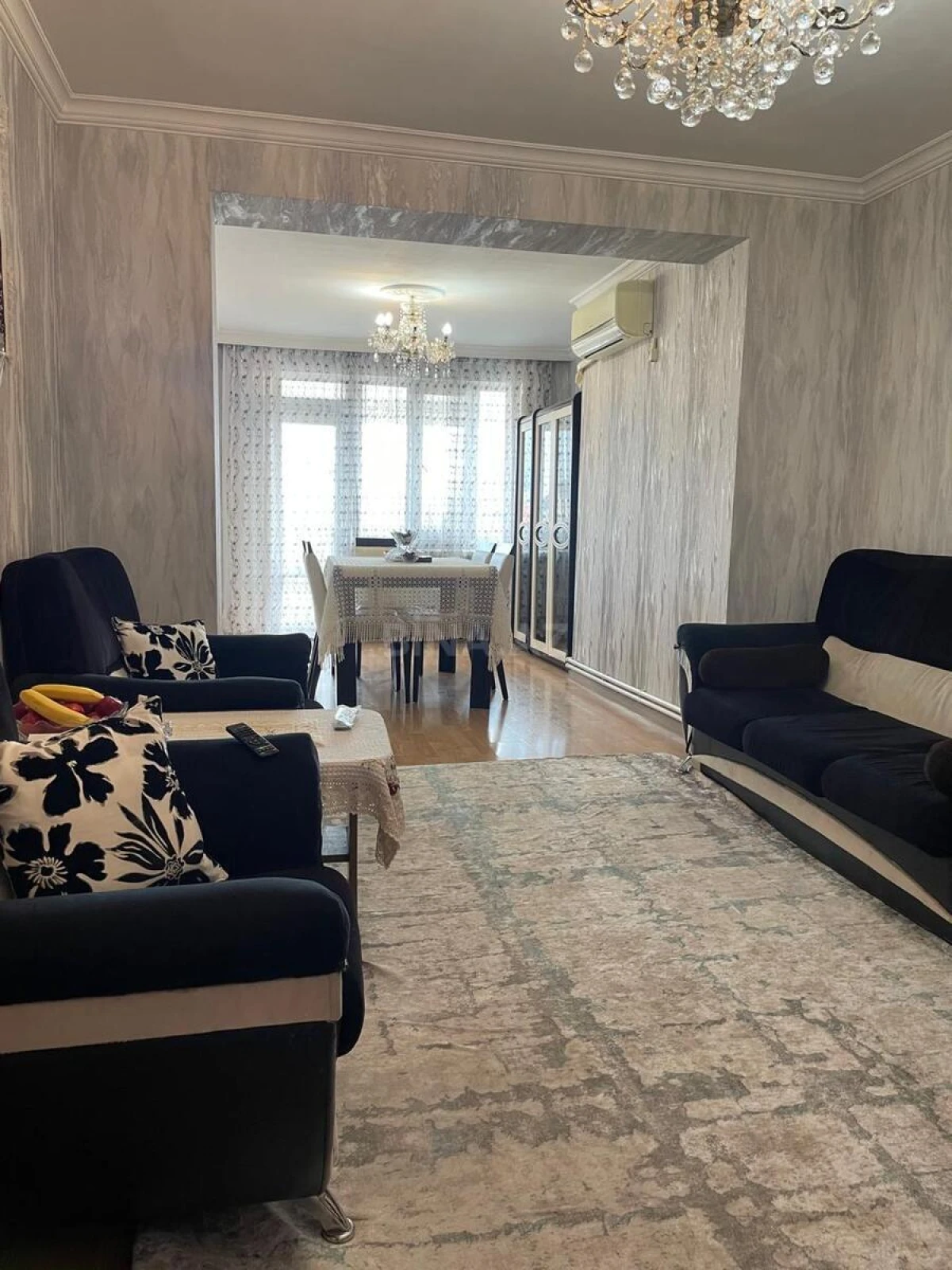Satılır 3 otaqlı mənzil 104 m²