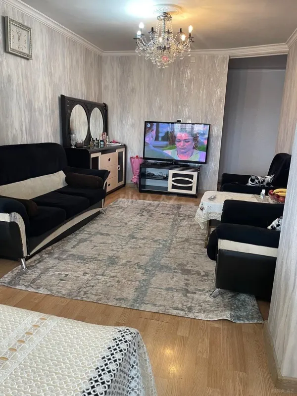 Satılır 3 otaqlı mənzil 104 m²
