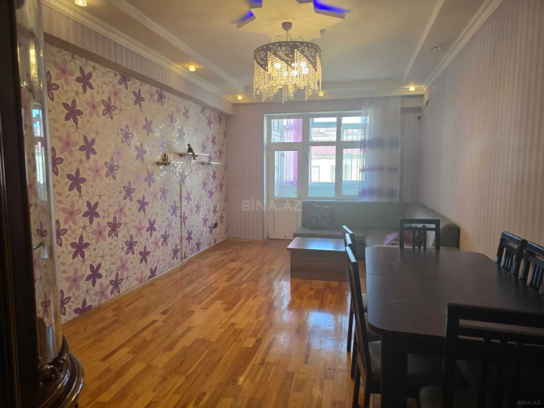 Kirayə verilir 3 otaqlı mənzil 81 m²
