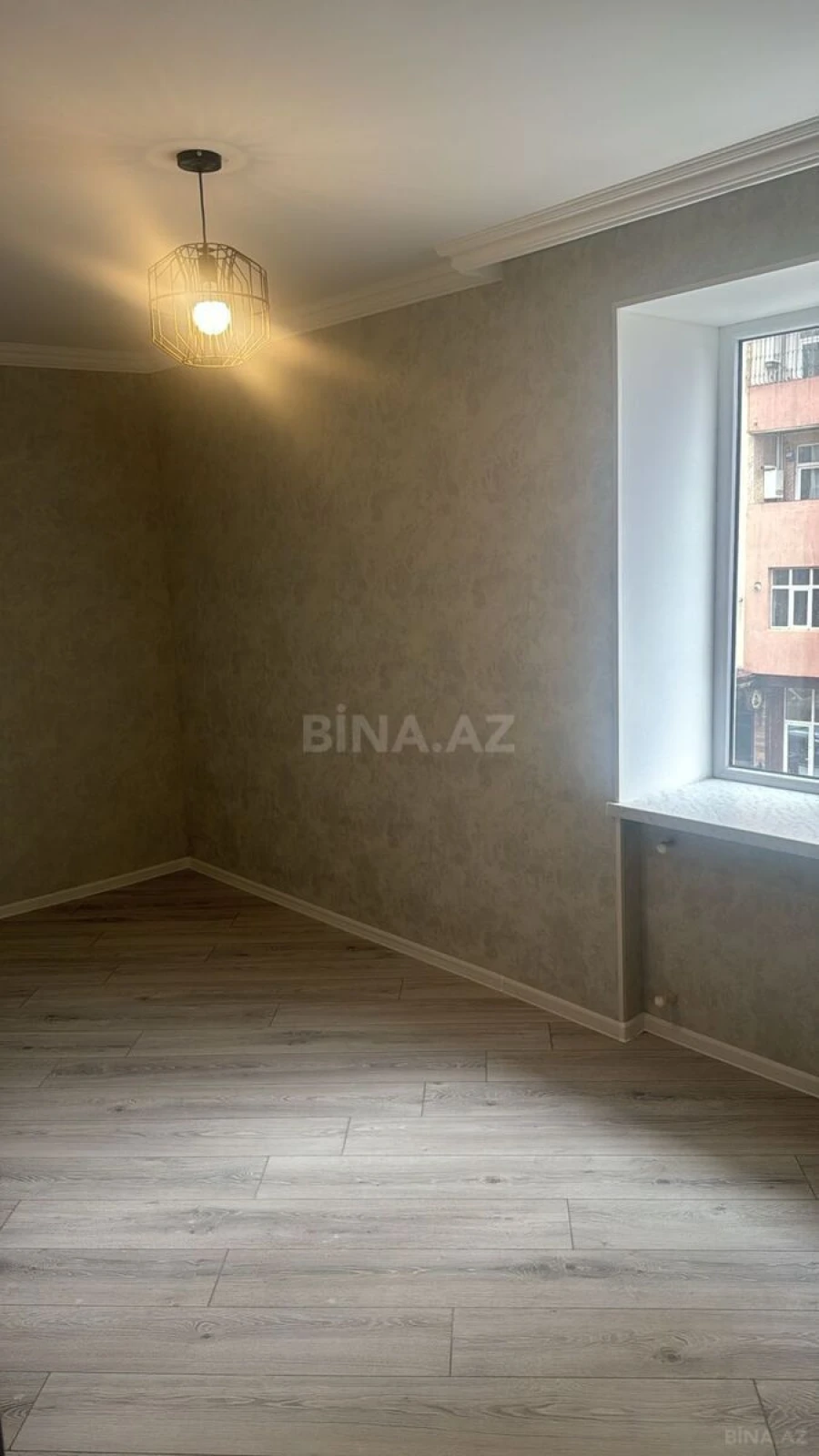 Satılır 2 otaqlı mənzil 58 m²