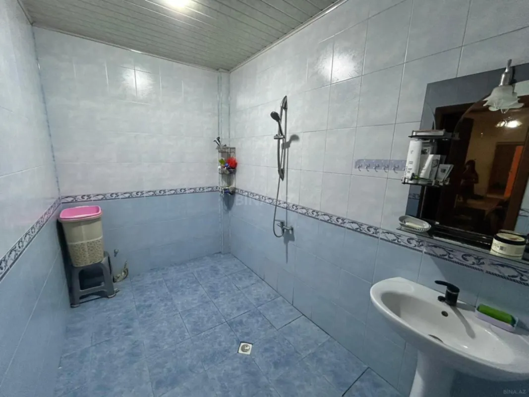 Satılır 3 otaqlı mənzil 125 m²