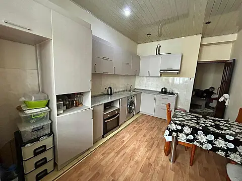 Satılır 3 otaqlı mənzil 125 m²