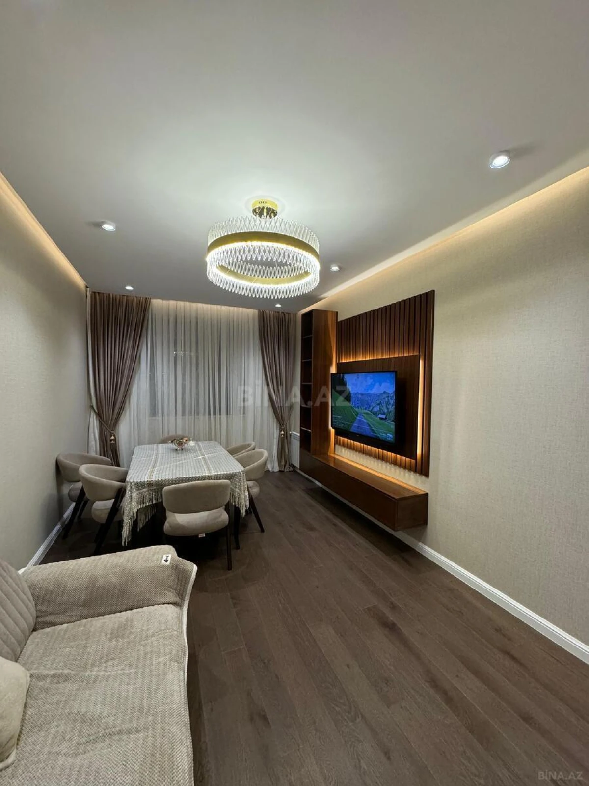 Kirayə verilir 2 otaqlı mənzil 71 m²