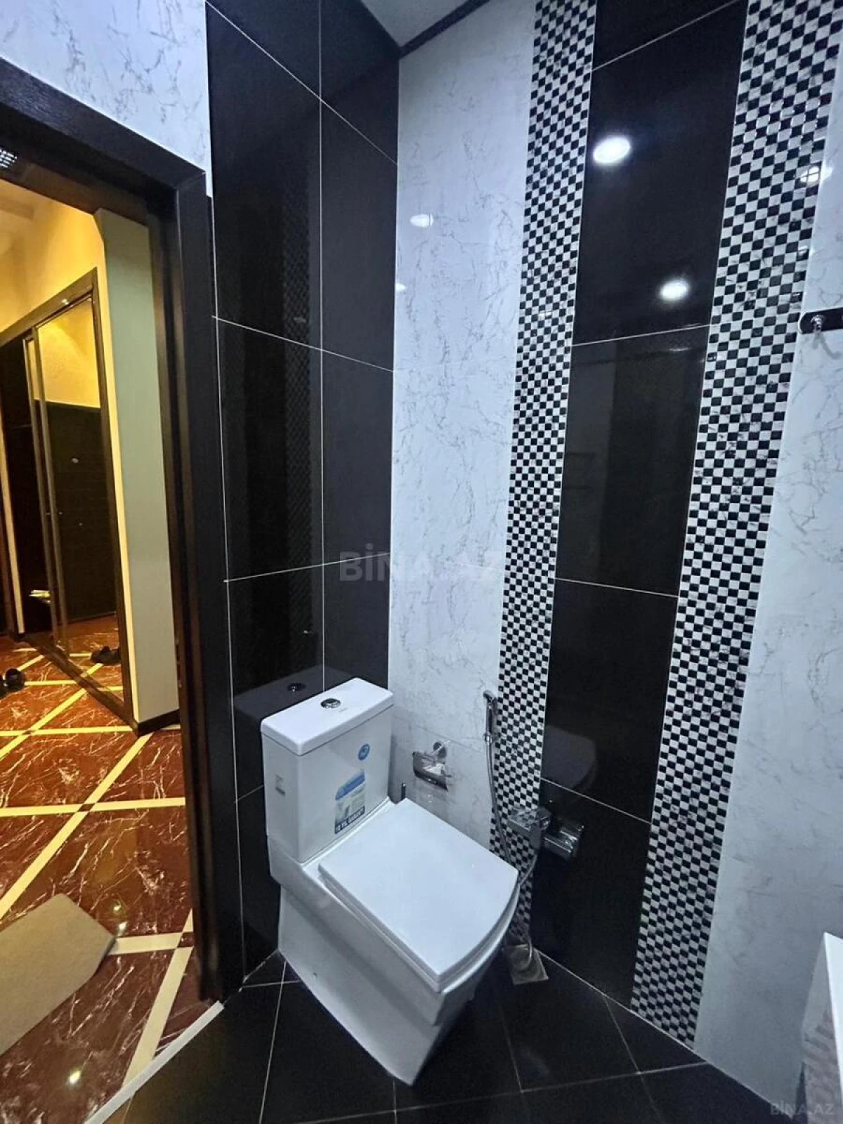 Satılır 3 otaqlı mənzil 120 m²