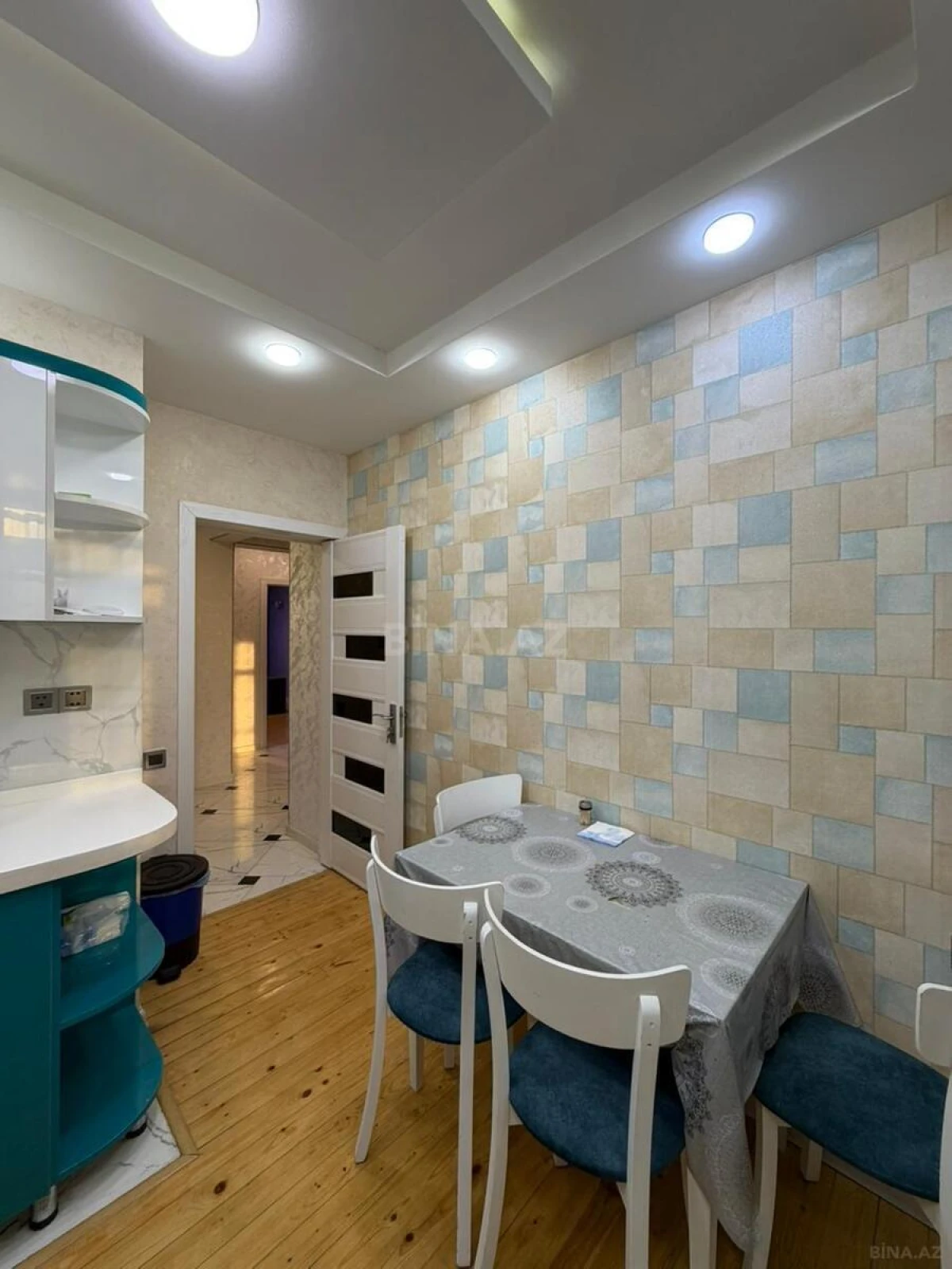 Satılır 3 otaqlı mənzil 80 m²