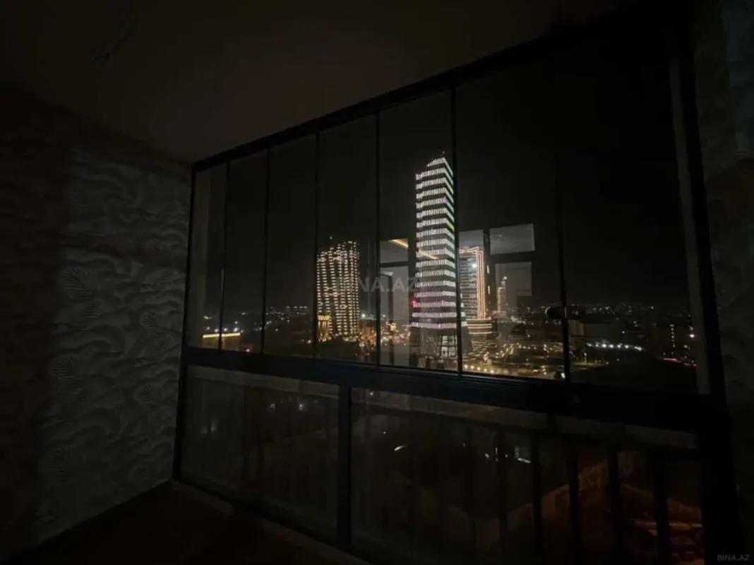 Satılır 2 otaqlı mənzil 91 m²