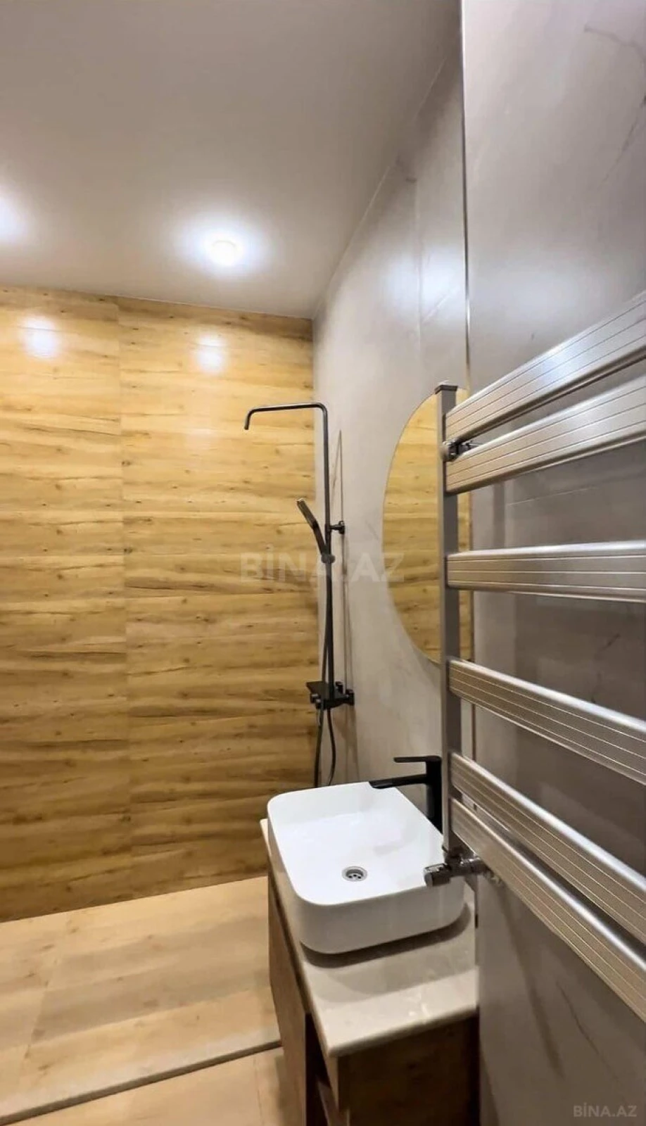 Satılır 2 otaqlı mənzil 91 m²