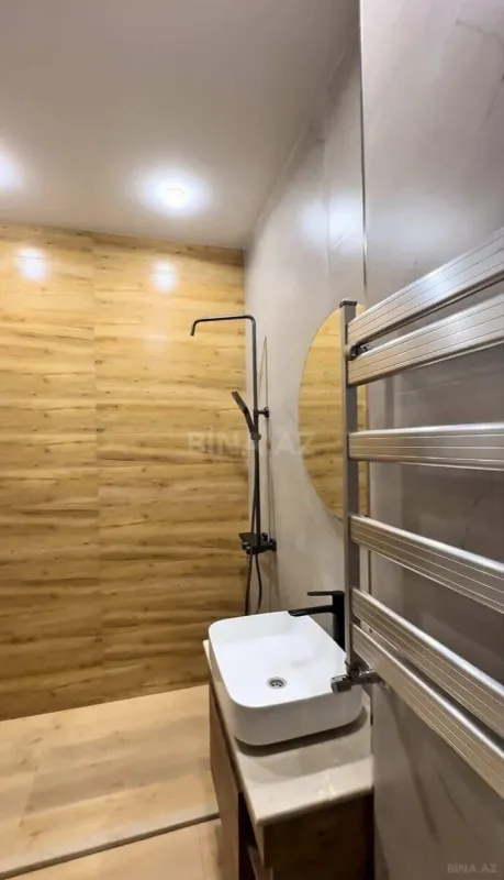 Satılır 2 otaqlı mənzil 91 m²