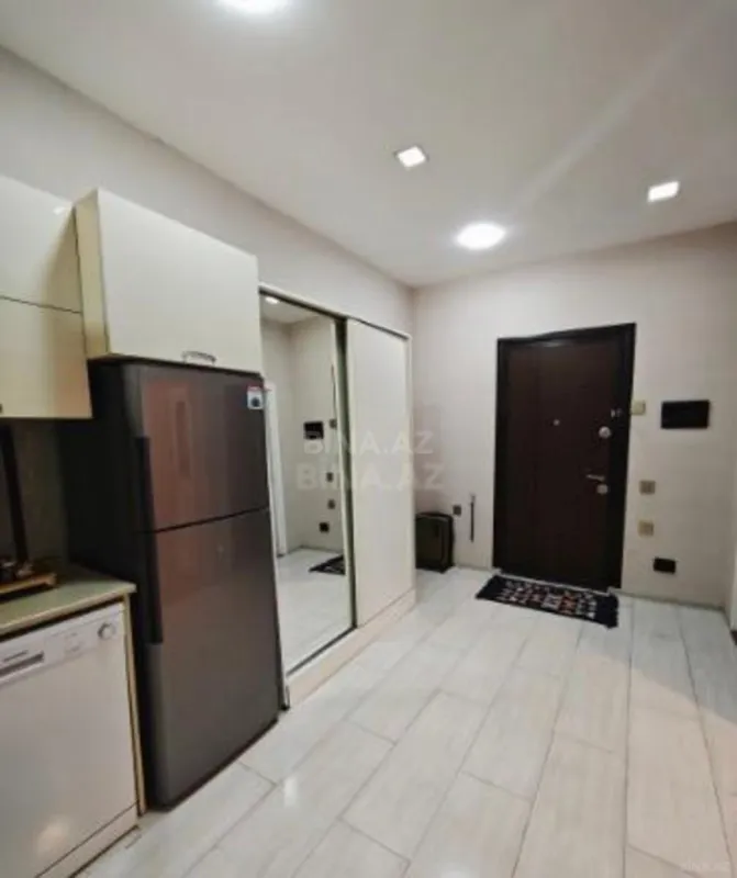 Satılır 3 otaqlı mənzil 113 m²